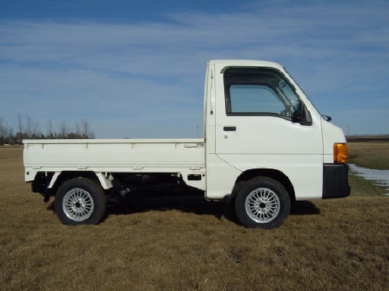 photo of 2000 Subaru Sambar