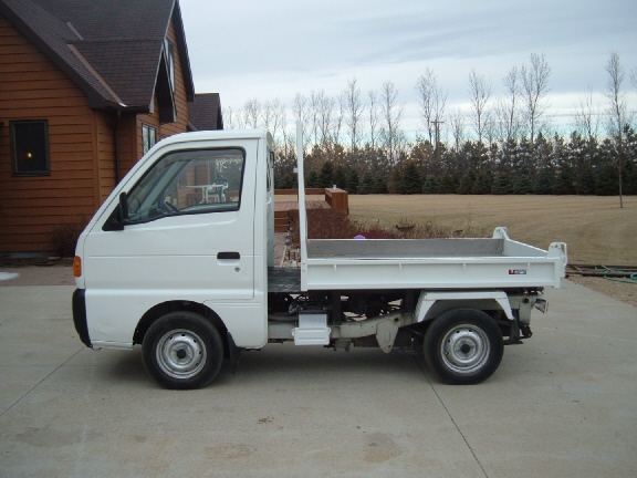 photo of 1997 Suzuki Carry Dumper